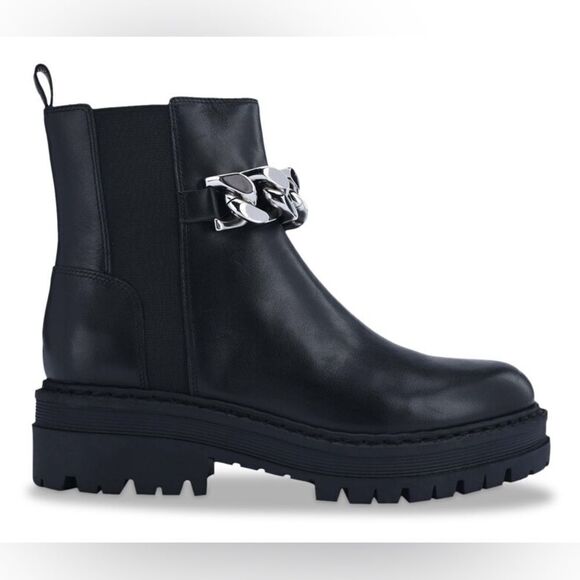 NWT Marc Fisher Parrie Lug Sole Chain Boots in Black 6 - Picture 1 of 9